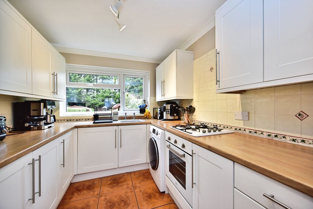 Property photo 3 of 20 Fbb_8017