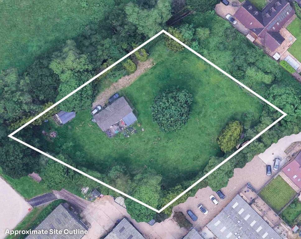 Property photo 1 of 2