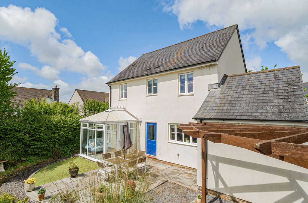 Property photo 2 of 17 1456221-3-6A046Fe...