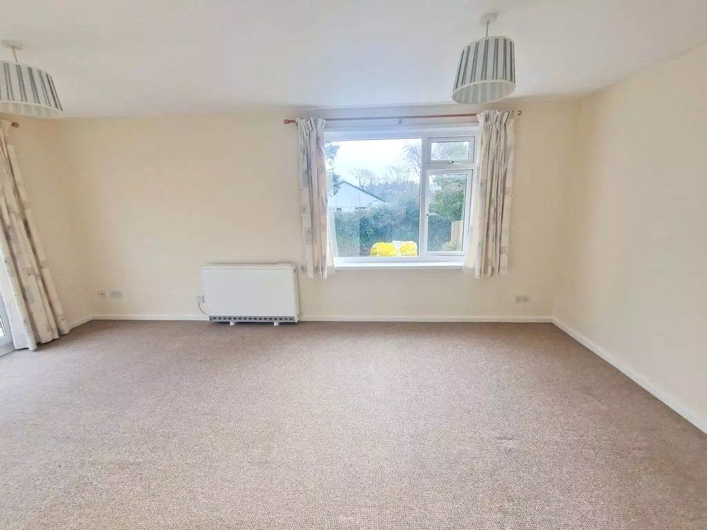 Property photo 3 of 15 Picture No. 05