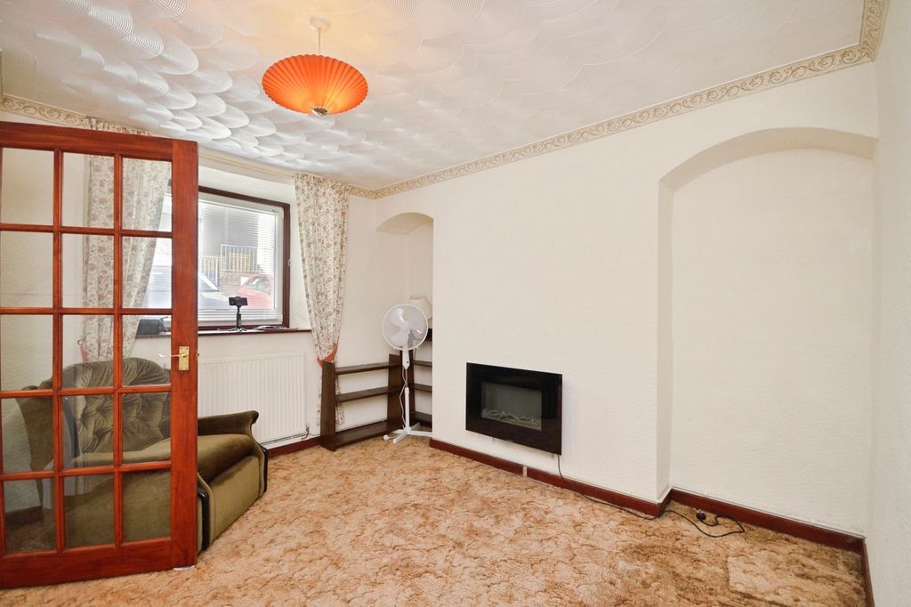 Property photo 2 of 18 Pbox-Img.Jpg