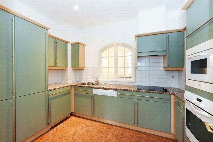 Property photo 2 of 11 Picture No. 23