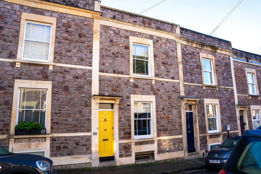 Property photo 3 of 14 Front Elevation