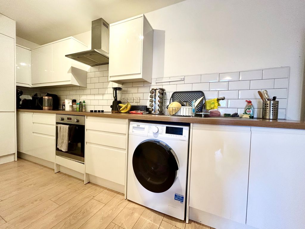 Property photo 2 of 9 View