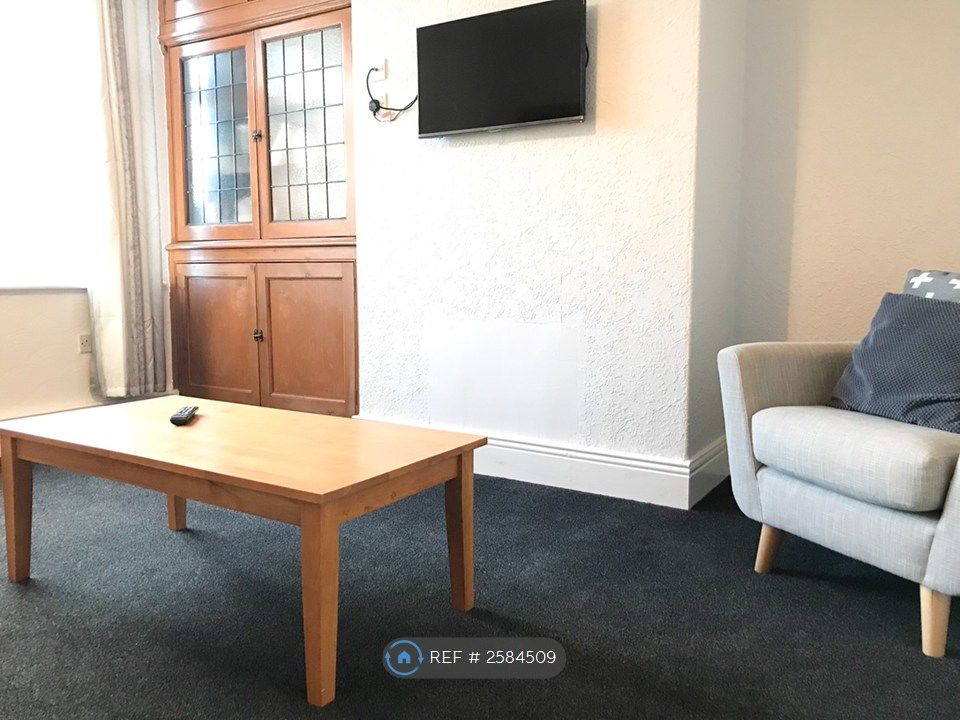 Property photo 1 of 6 Sitting Room