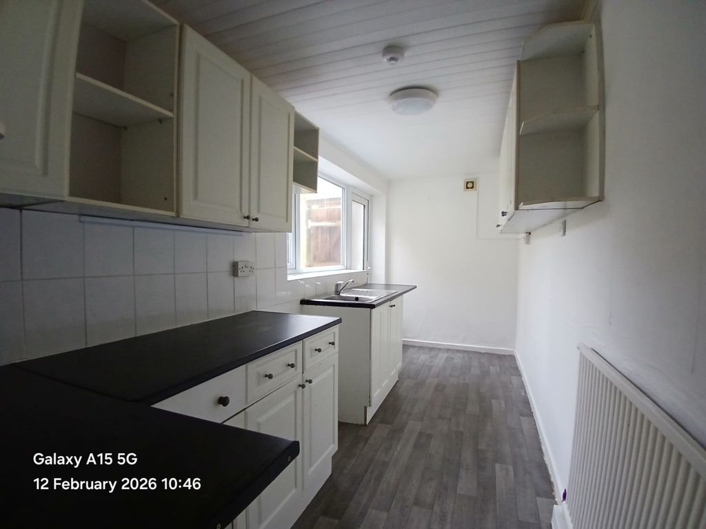 Property photo 3 of 9 6 Thirlmere Street 12.02 (11)