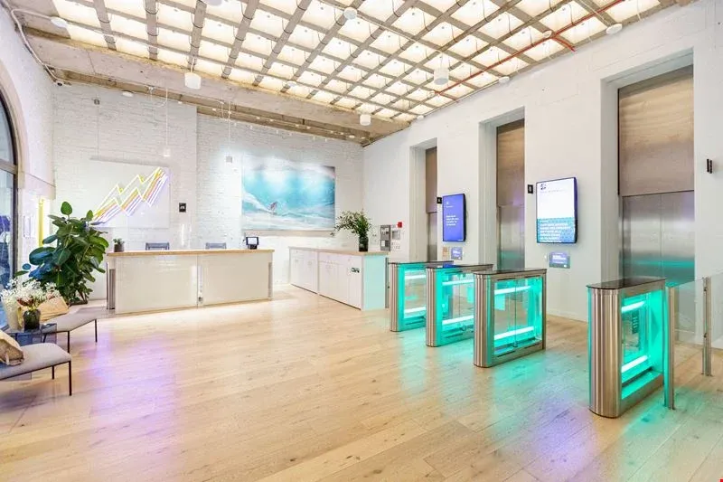 Property photo 3 of 6