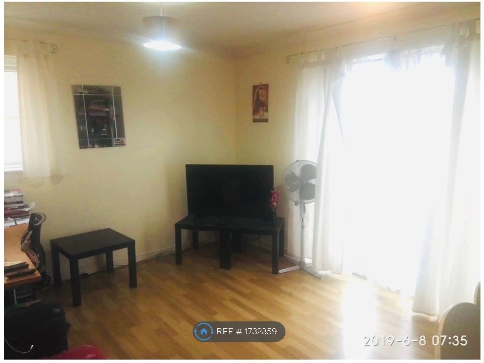 Property photo 2 of 6