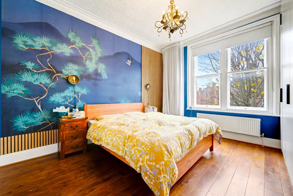 Property photo 3 of 12 4669042