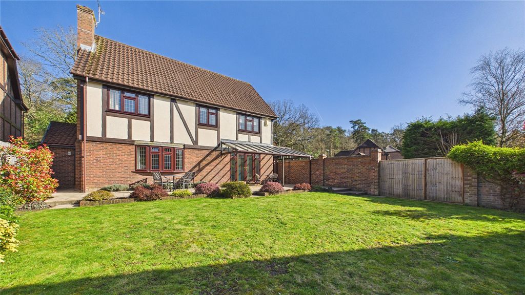 Property photo 2 of 19 Picture 2