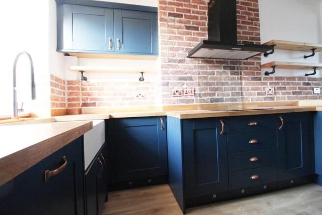 Property photo 3 of 11