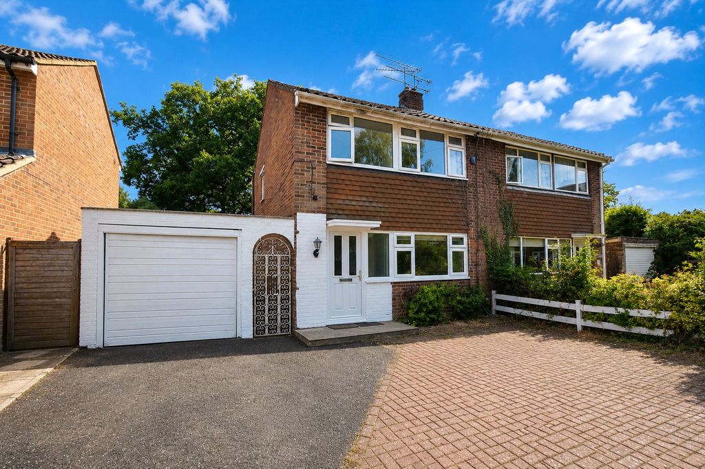 Property photo 1 of 12 Picture No. 02