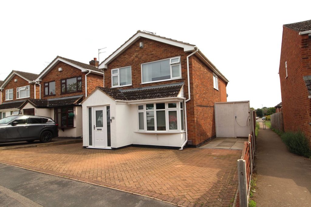 Property photo 1 of 22