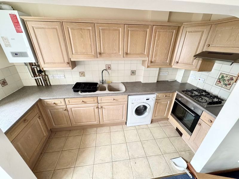 Property photo 3 of 9 Photo 13