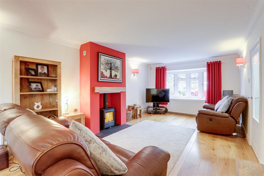 Property photo 2 of 40 26852.Jpg