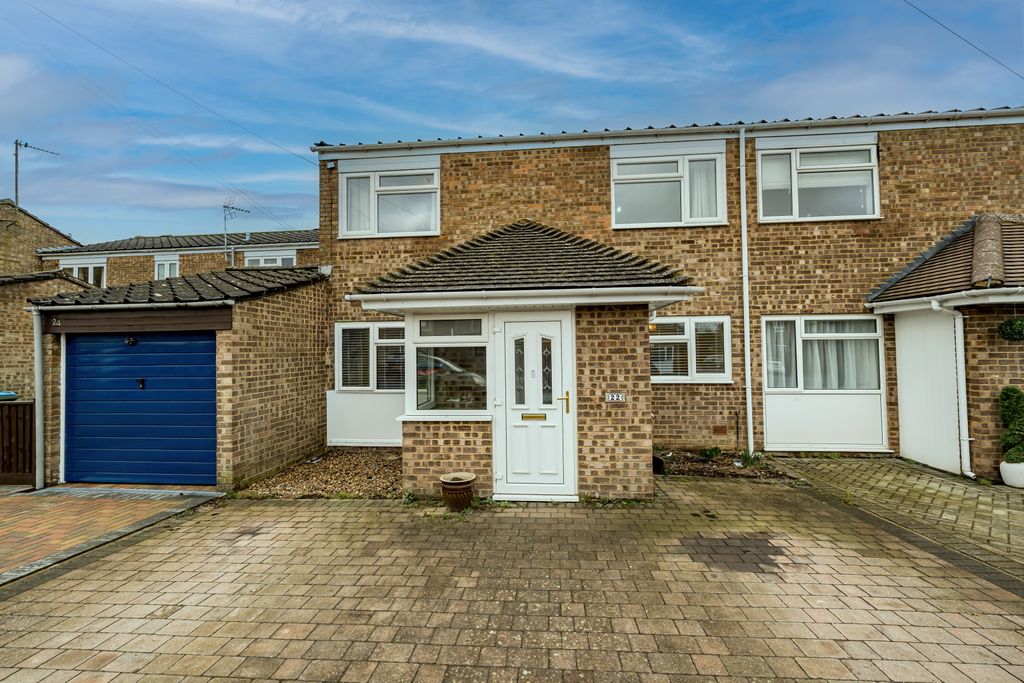 Property photo 1 of 16 22 Hampden Road-31