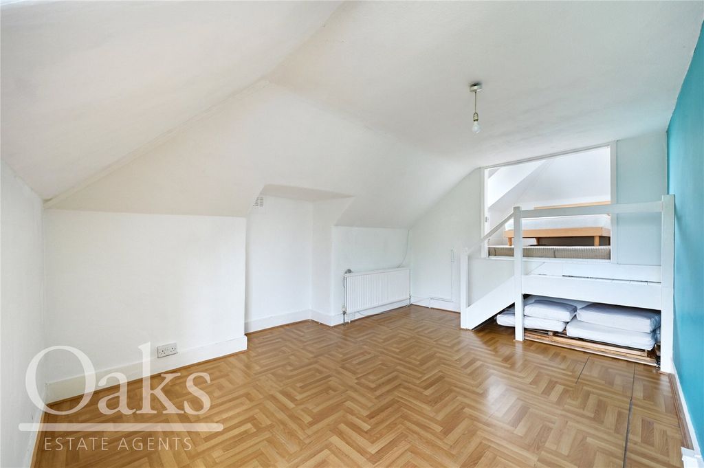 Property photo 2 of 8 Picture No. 05