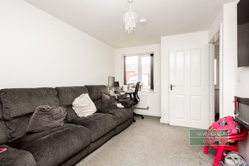 Property photo 3 of 14 Photo 13