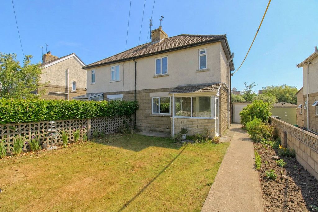 Property photo 1 of 20 Picture No. 04