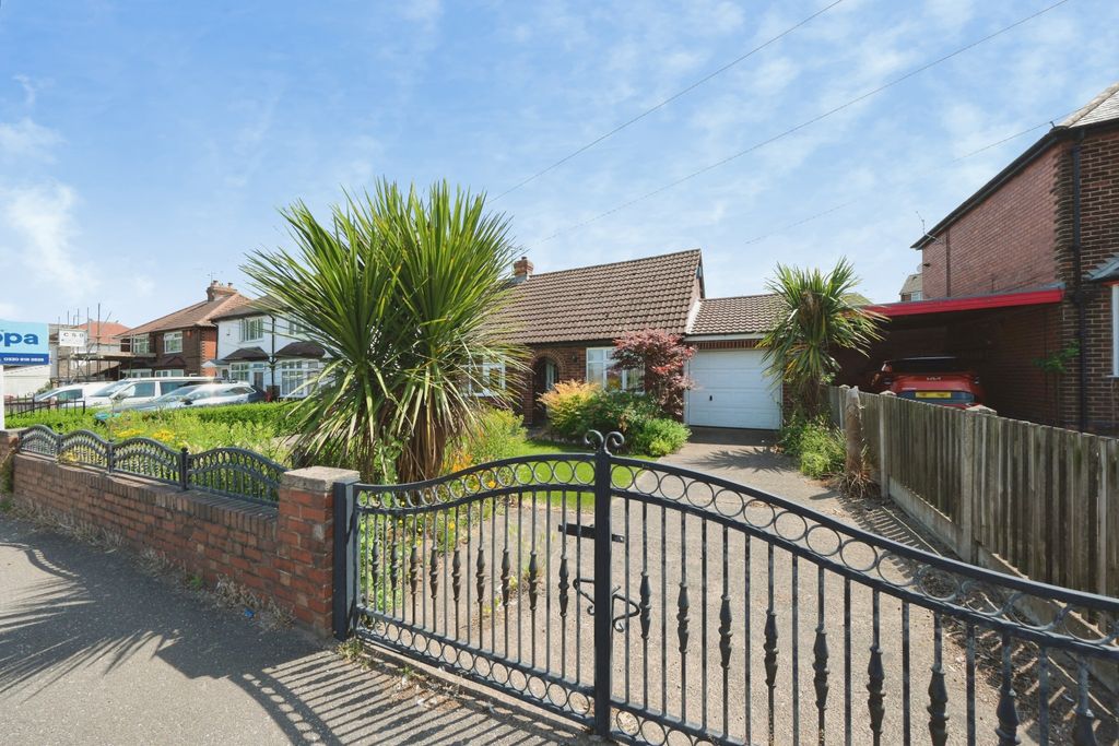 Property photo 1 of 17 Img_7265