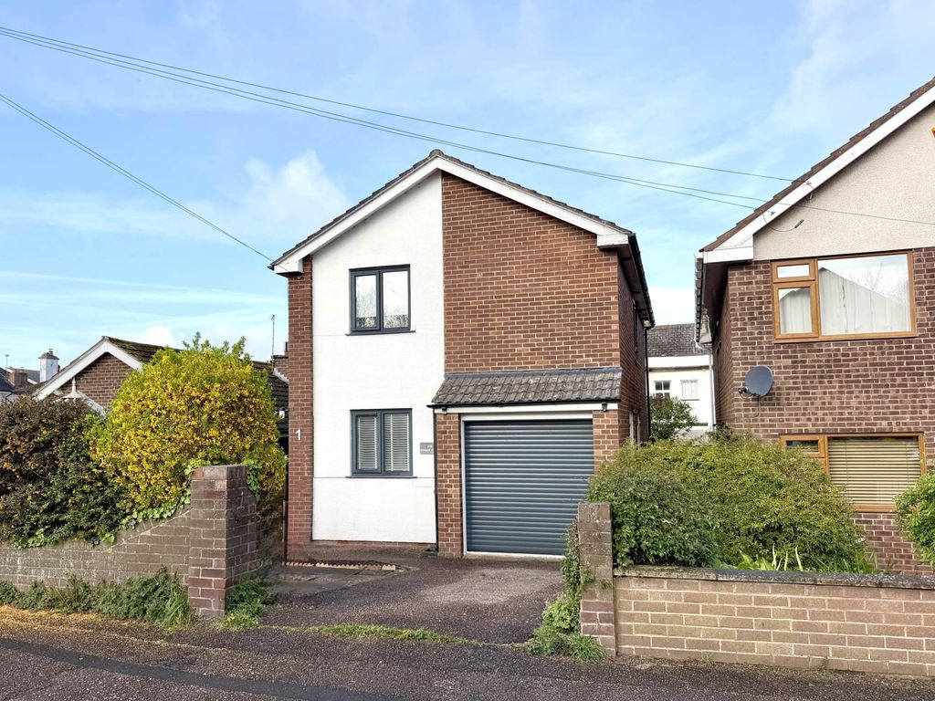 Property photo 1 of 13