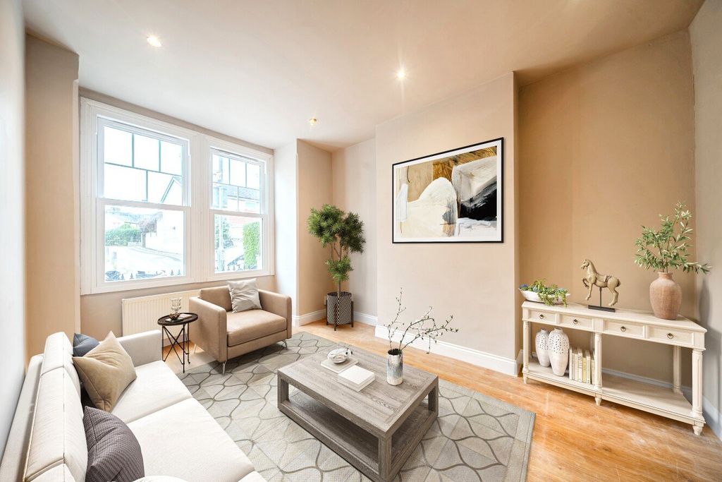 Property photo 2 of 10 Picture No. 26