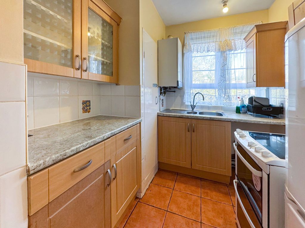 Property photo 3 of 6