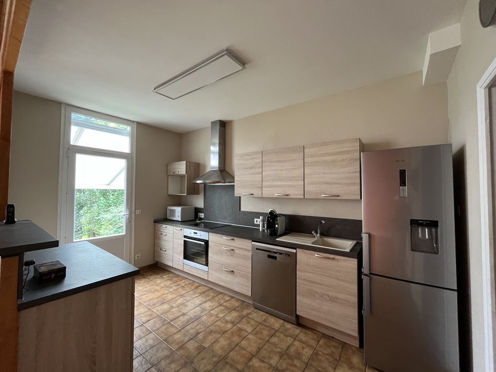 Property photo 3 of 20