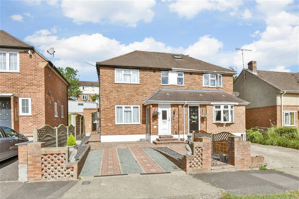 Property photo 1 of 13 External (Brochure)