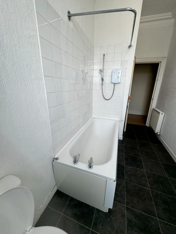 Property photo 3 of 7 Gallery