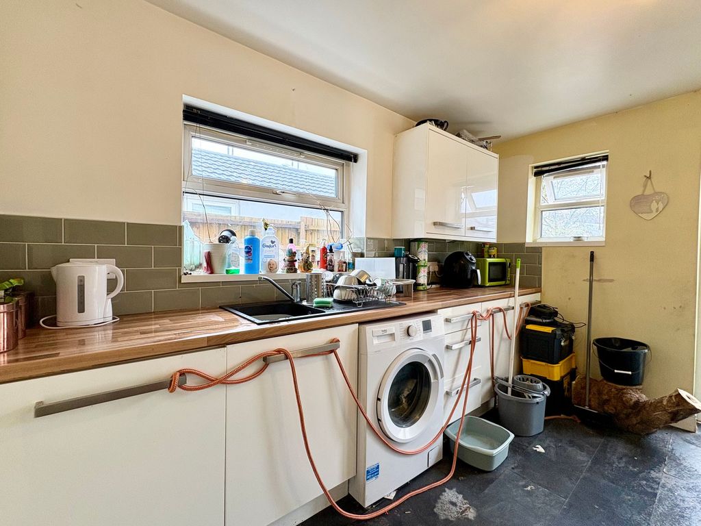 Additional image 11 of 3 bed terraced house for saleTwynyffald Road, Blackwood NP12