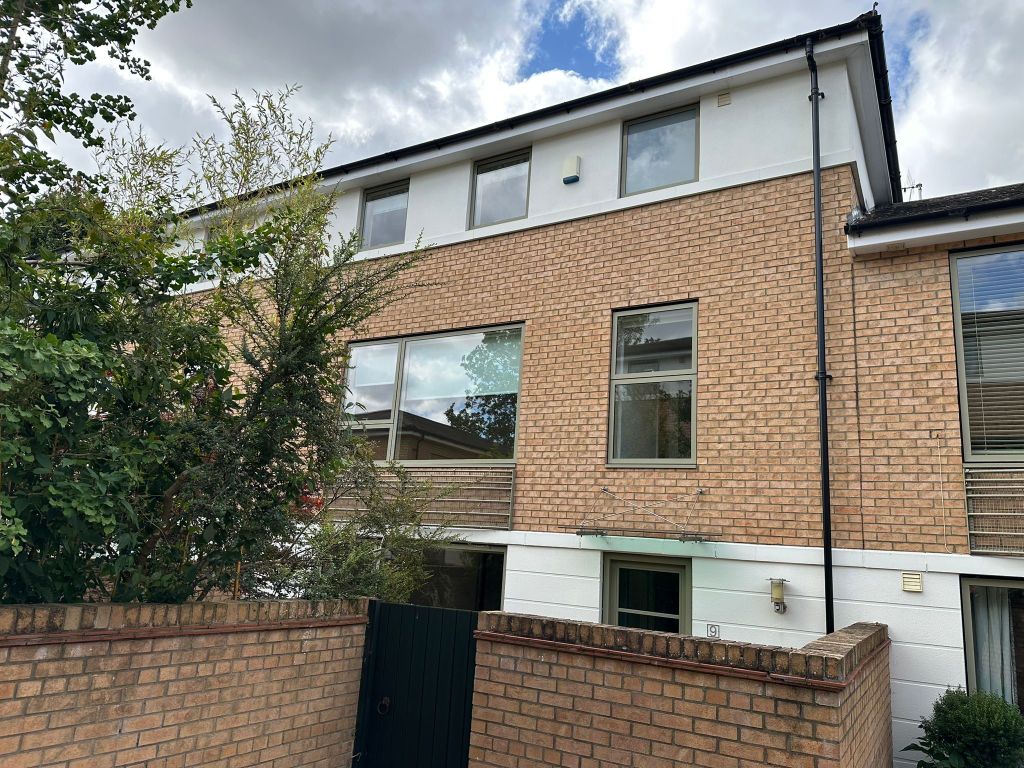 Property photo 1 of 21