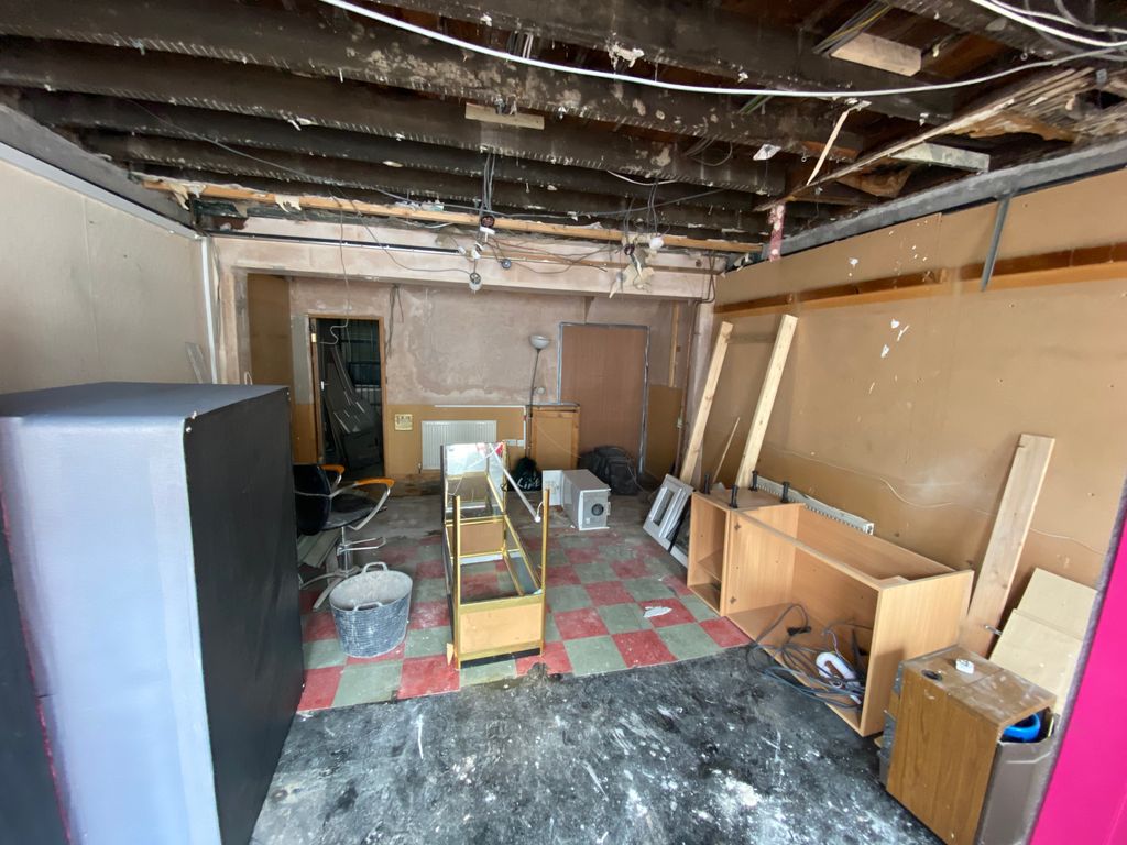 Property photo 2 of 3