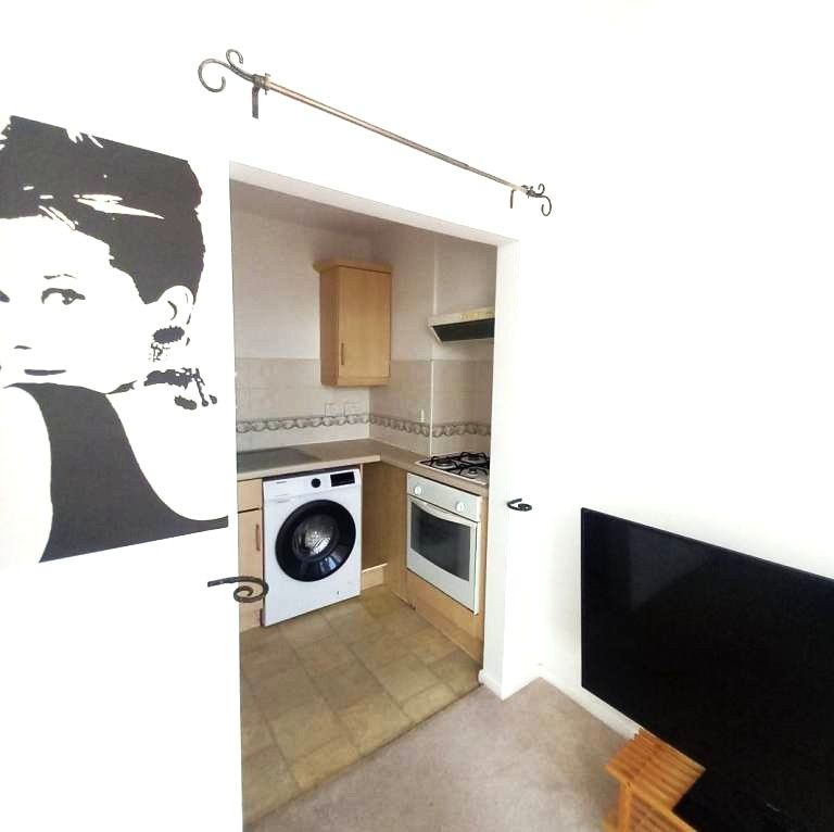 Property photo 3 of 4