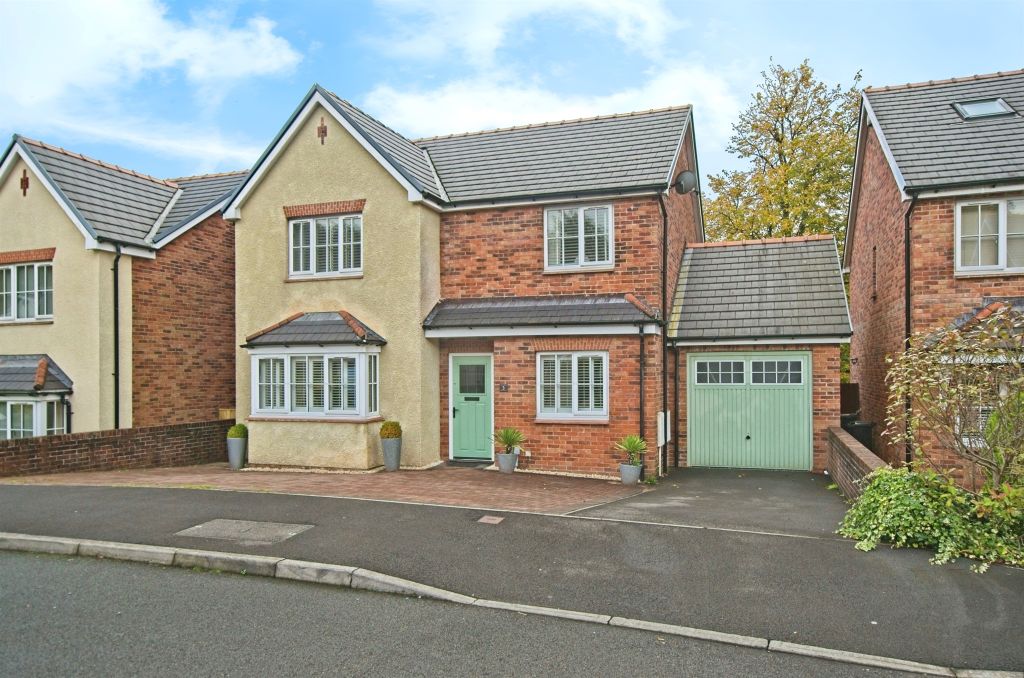 Property photo 1 of 16
