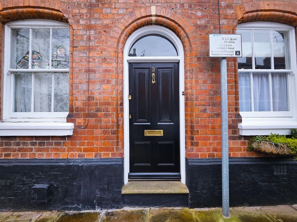 Property photo 1 of 31 Image