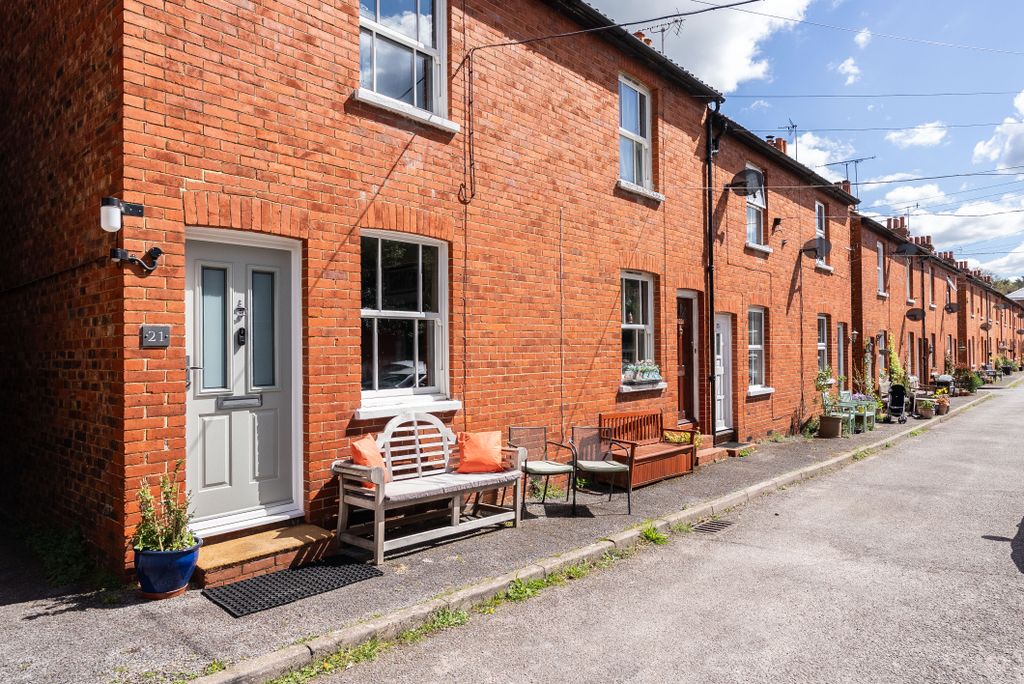 Property photo 1 of 13 Dsc05009