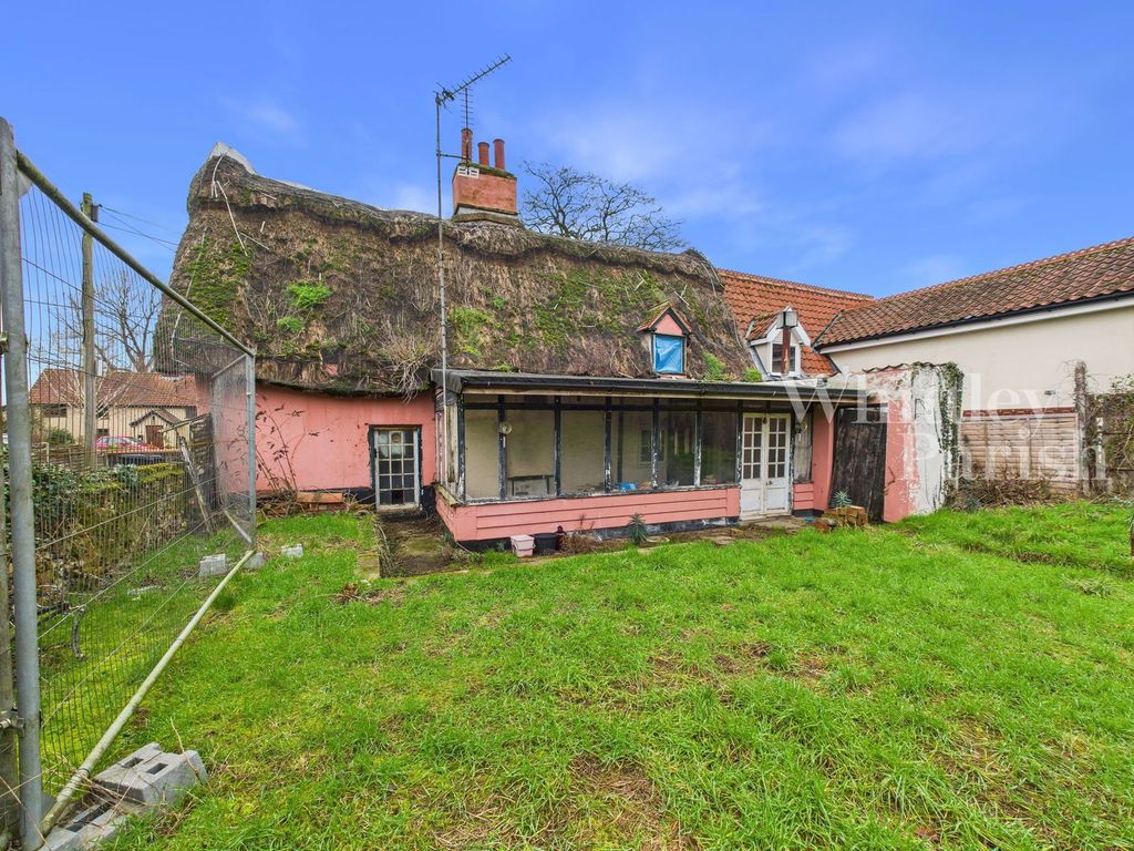 Property photo 3 of 10