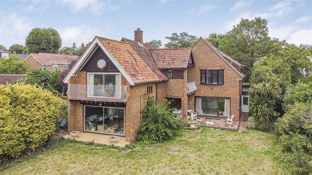 Property photo 1 of 25