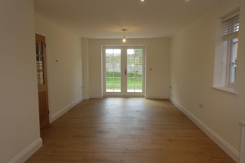 Property photo 2 of 39 Dining Area