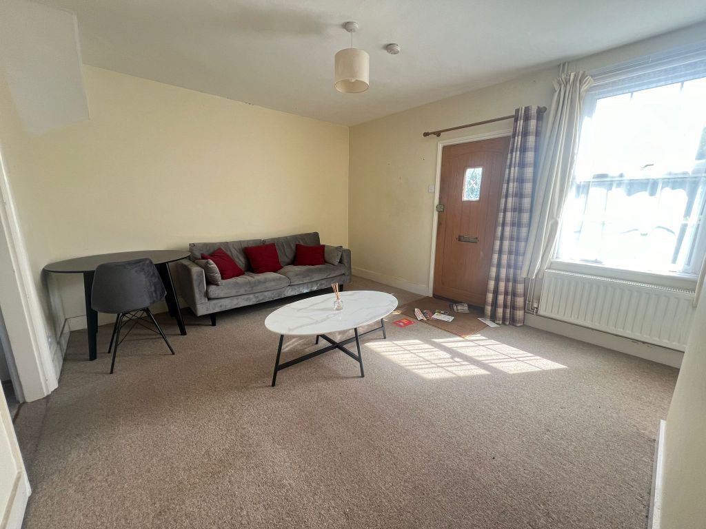 Property photo 2 of 6