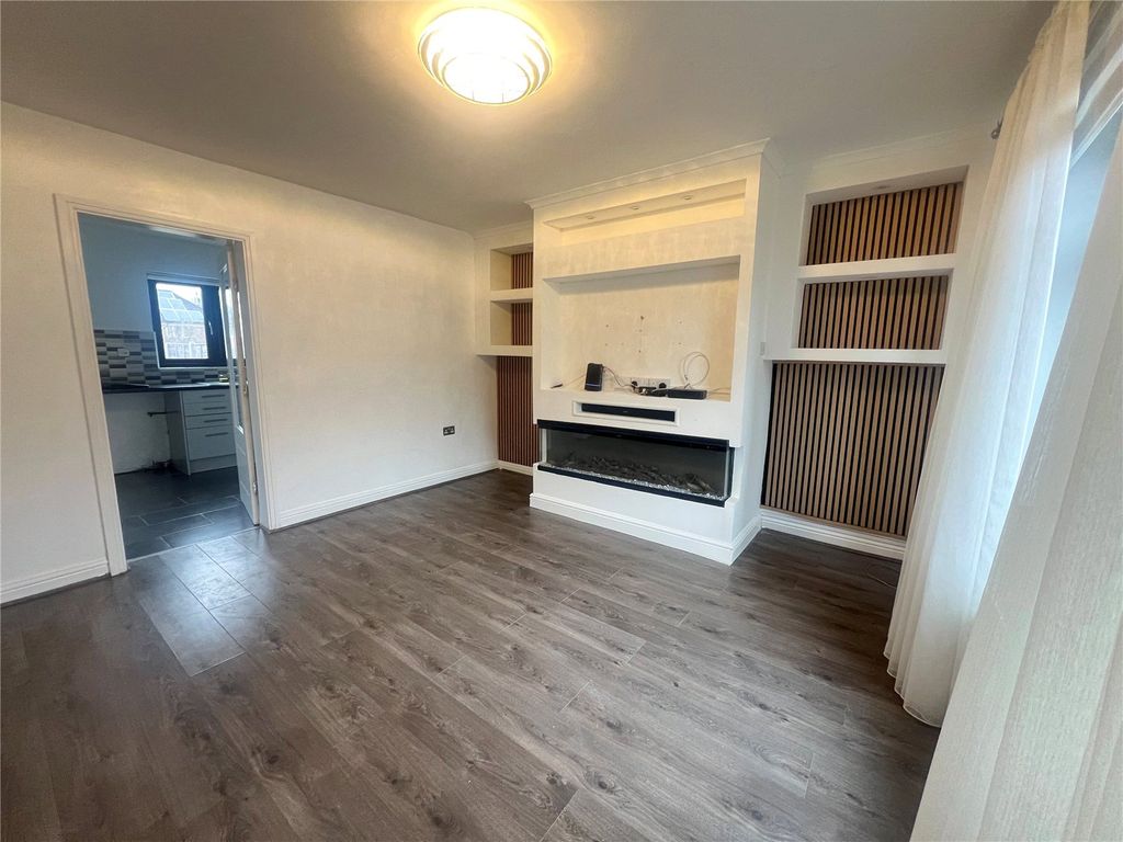 Property photo 3 of 15 Picture No. 09