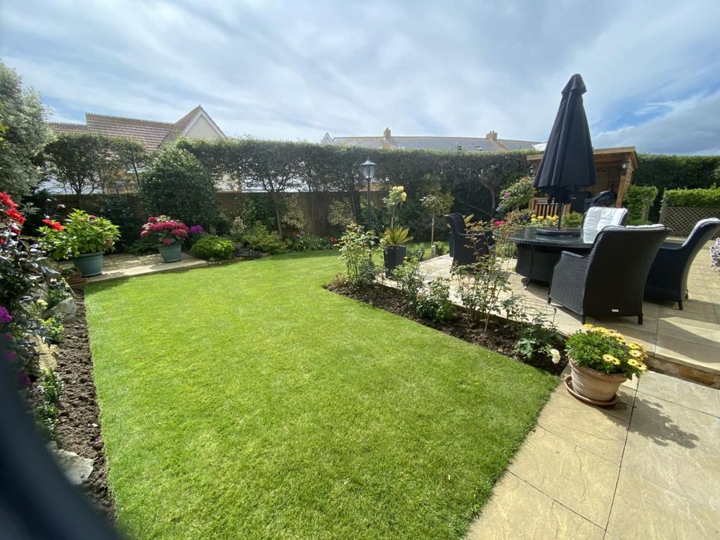 Property photo 3 of 26