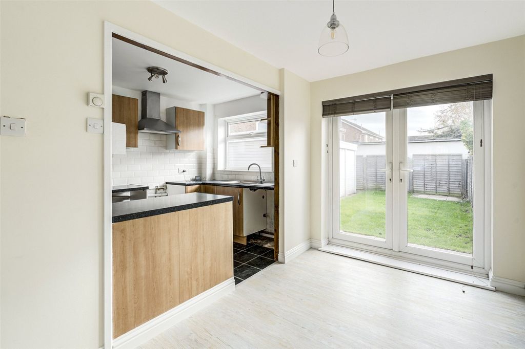 Property photo 3 of 18 Picture No. 21