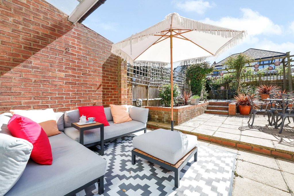 Property photo 3 of 11 Picture No. 13