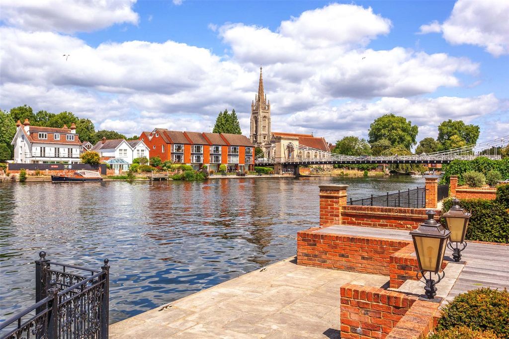 Property photo 1 of 22 Picture No. 09