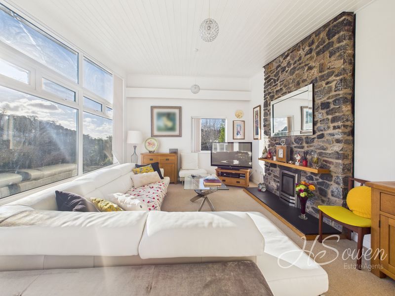 Property photo 3 of 27 Photo 38