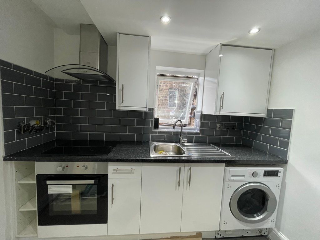 Property photo 3 of 3