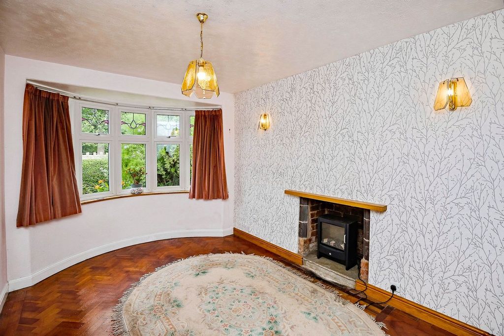 Property photo 3 of 25