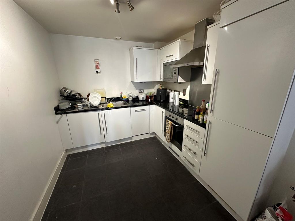 Property photo 3 of 8 6.Jpg